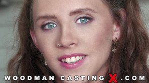 LOLA ROCHELLE photos by Pierre Woodman