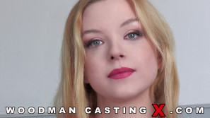 ALICE DAVIDSON photos by Pierre Woodman