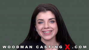 BABI DAFF photos by Pierre Woodman