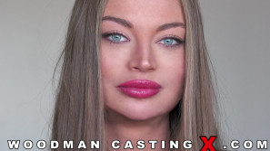 DINA  JOY photos by Pierre Woodman