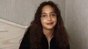 Samantha photos by Pierre Woodman