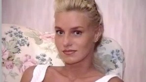 MONICA BELLA photos by Pierre Woodman