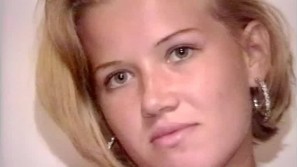 EVELYN photos by Pierre Woodman