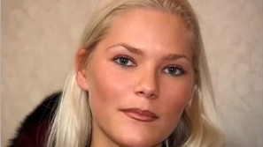 SASKIA photos by Pierre Woodman