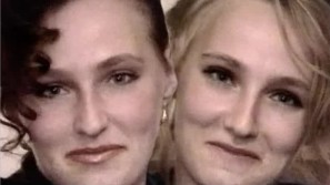 TATJANA et NATASHA photos by Pierre Woodman