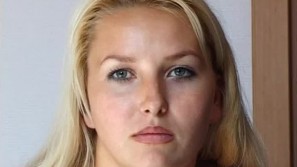 LIZA QUIN photos by Pierre Woodman