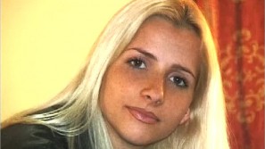 CYNTHIA FOX photos by Pierre Woodman