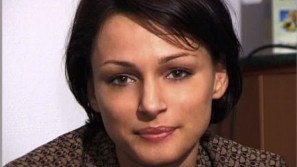 CAMERON CRUZ photos by Pierre Woodman