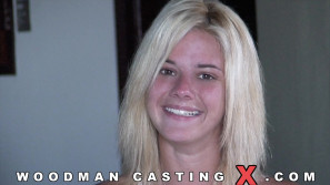 CHLOE DELAURE photos by Pierre Woodman