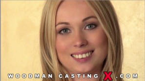 LINA NAPOLI photos by Pierre Woodman