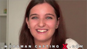 BROOKE AZURE photos by Pierre Woodman