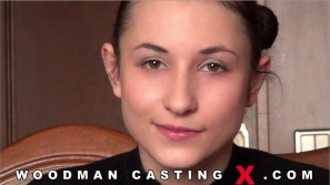 JENNIFER photos by Pierre Woodman