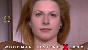 VIVI REID photos by Pierre Woodman