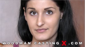 COCO KISS photos by Pierre Woodman