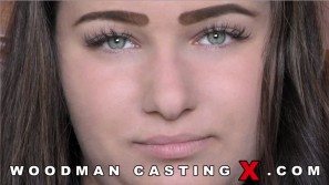 JULIE CUTE photos by Pierre Woodman