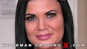 JASMINE JAE photos by Pierre Woodman