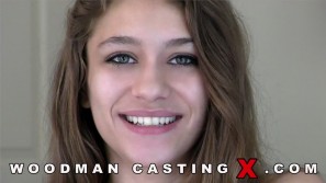 REBELL LYNN photos by Pierre Woodman