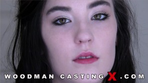 JENNA REID photos by Pierre Woodman