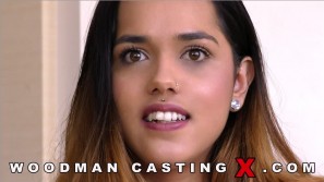 ESPERANZA DEL HORNO photos by Pierre Woodman