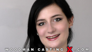 MELODY MAE photos by Pierre Woodman