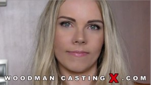 FLORANE RUSSELL photos by Pierre Woodman