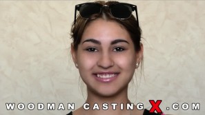 SARAH CUTE photos by Pierre Woodman