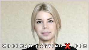 OLIVIA SIN photos by Pierre Woodman