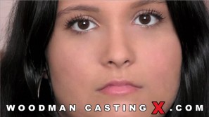 JENNIFER MENDEZ photos by Pierre Woodman