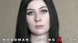 CARI LEE photos by Pierre Woodman