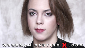 BAMBI STAR photos by Pierre Woodman