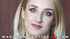 SOFIE OTIS photos by Pierre Woodman