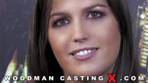 NIKI HARRIS photos by Pierre Woodman