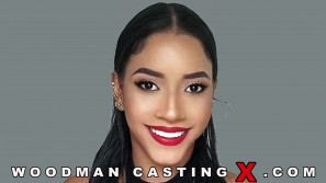 LINDA BAKER photos by Pierre Woodman