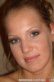 Girl Photoset Kira Banks - ( Casting Pics )