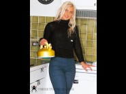 Sharon bright is currently naked