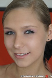 Girl Photoset Sherly Nitro - ( Casting Pics )