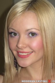 Girl Photoset Logan - ( Casting Pics )