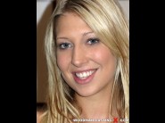 Lexi lowe is a really sexy girl