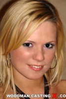 photoset of YASMINE GOLD.