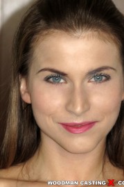 pictures of Paola Mike