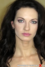 pictures of Linda Moretti