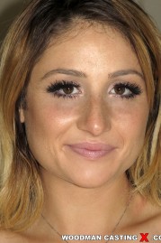 images of Chloe Lane