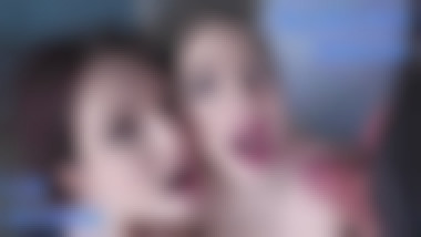 Liz Ocean and Sladyen Skaya - Wunf 383